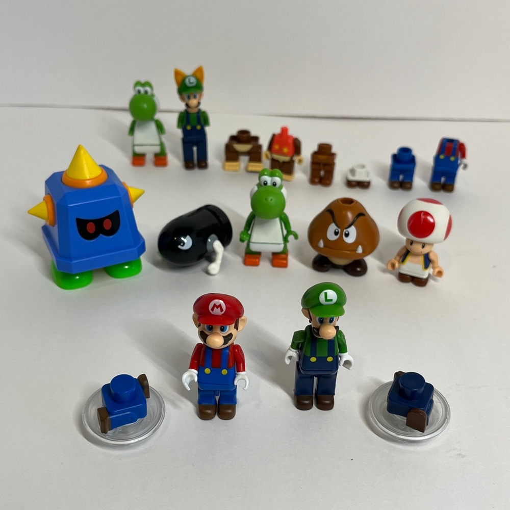 Knex Nintendo Super Mario Bros Kart Luigi Yoshi Prongo Action Figure Lot Mini